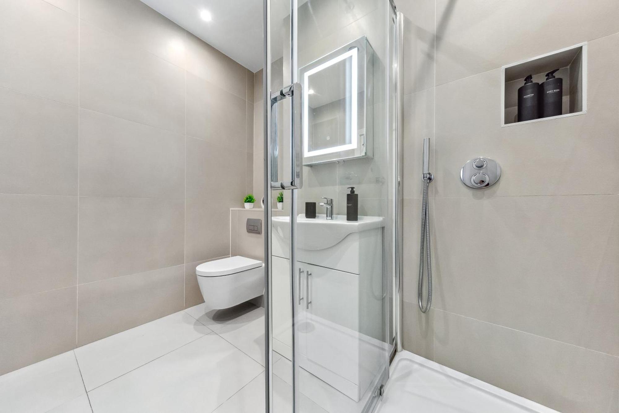 ロンドンCozy Flat In South Kensingtonアパートメント エクステリア 写真